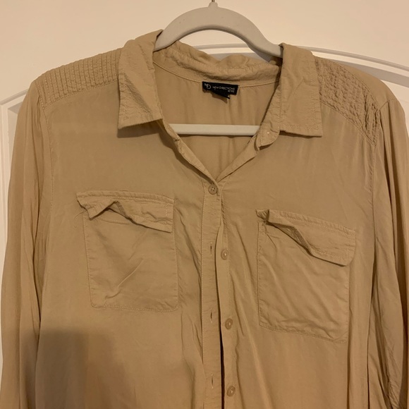 Tan button up shirt - Picture 3 of 6
